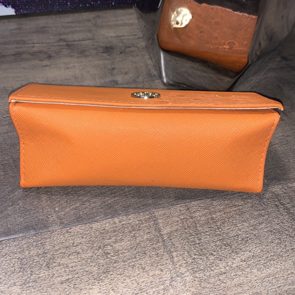 TORY BURCH ORANGE LARGE SUNGLASS CASE - Picture 2 of 4